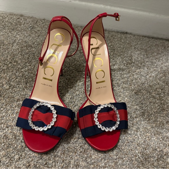 Gucci Red and Navy Heels with Crystal Detail - Picture 1 of 3